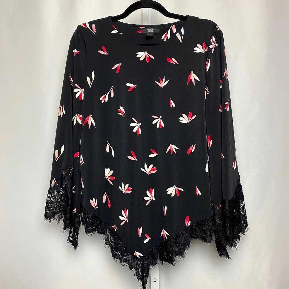 Alfani Womenʻs Black Floral Lace Trimmed Blouse Bell Sleeve Blouse PL